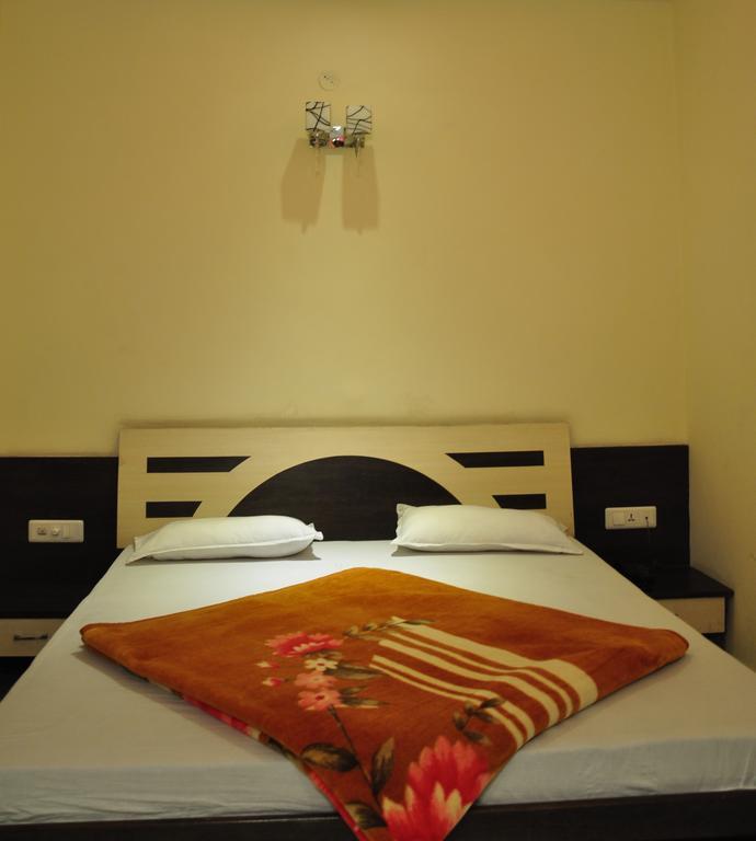 Hotel Robin Amritsar Exterior foto